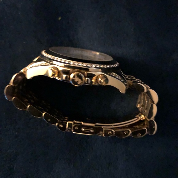 Gold Michael Kors Watch - Picture 3 of 5